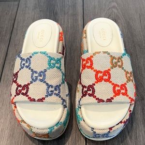 GUCCI GG colorful platform sandals | size 36
